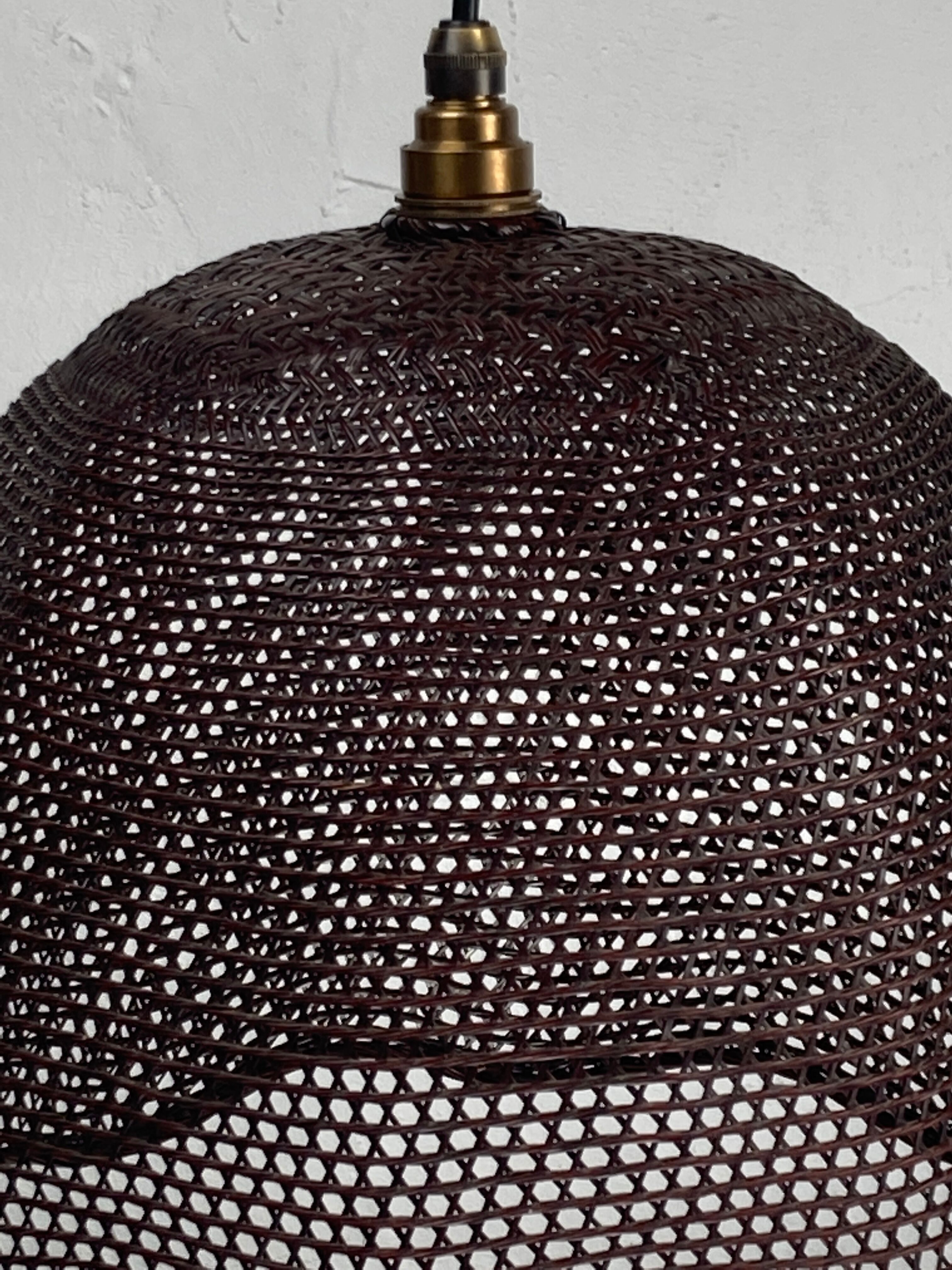 Beehive webbing rattan wicker pendant hanging lamp, 1930s