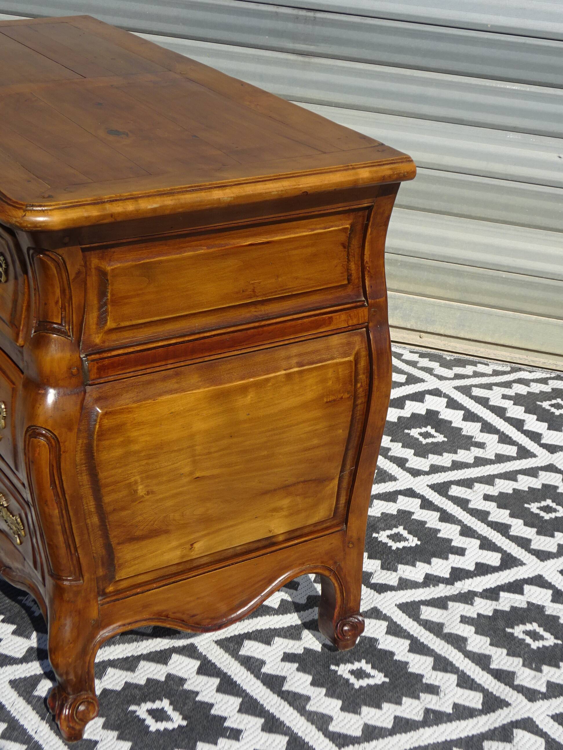 Old tomb chest