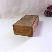 Box of 100 complete vintage wooden tokens France