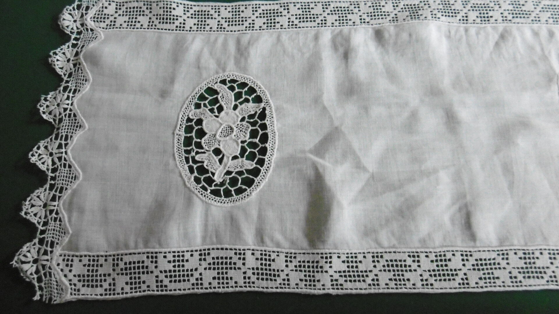 Table runner