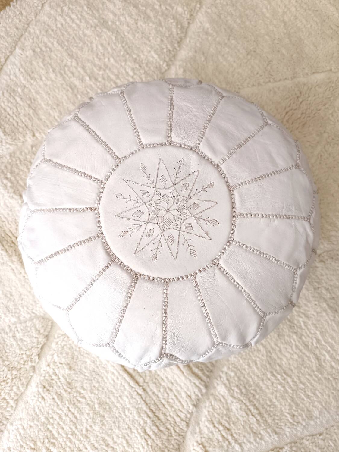 Pouf marocain en cuir Blanc