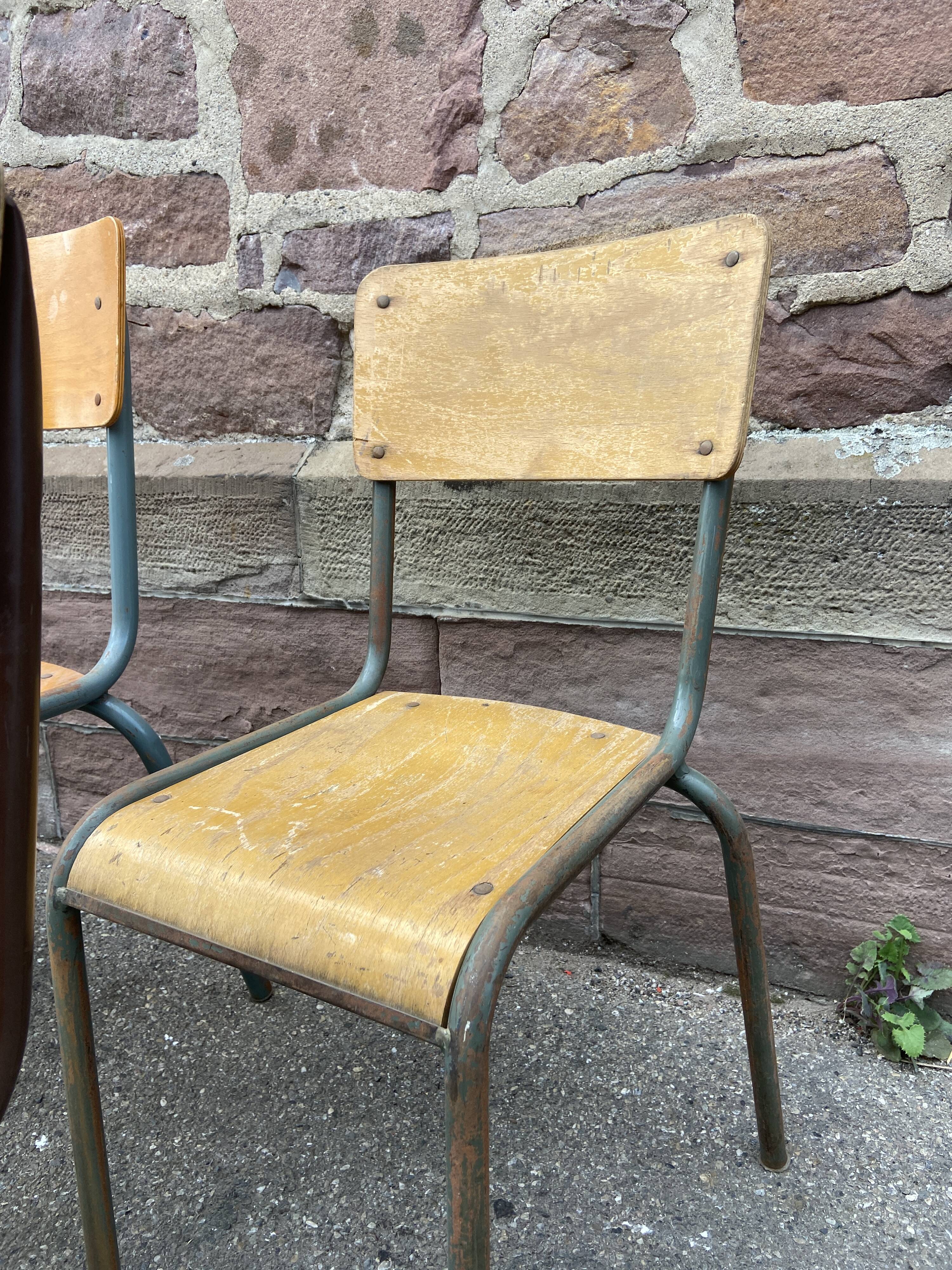 set of 40 Mullca school chairs