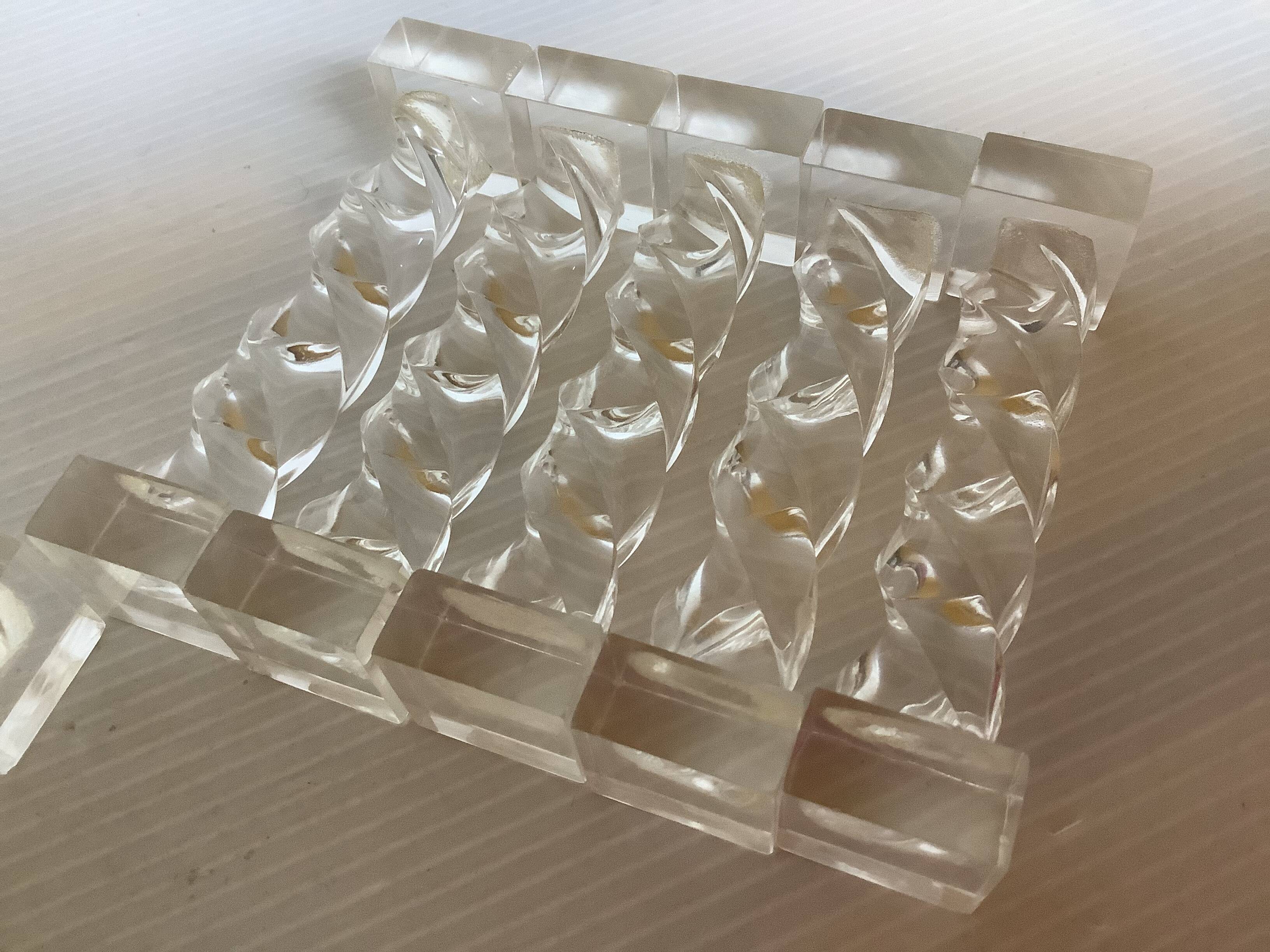 10 vintage twisted lucite knife rests