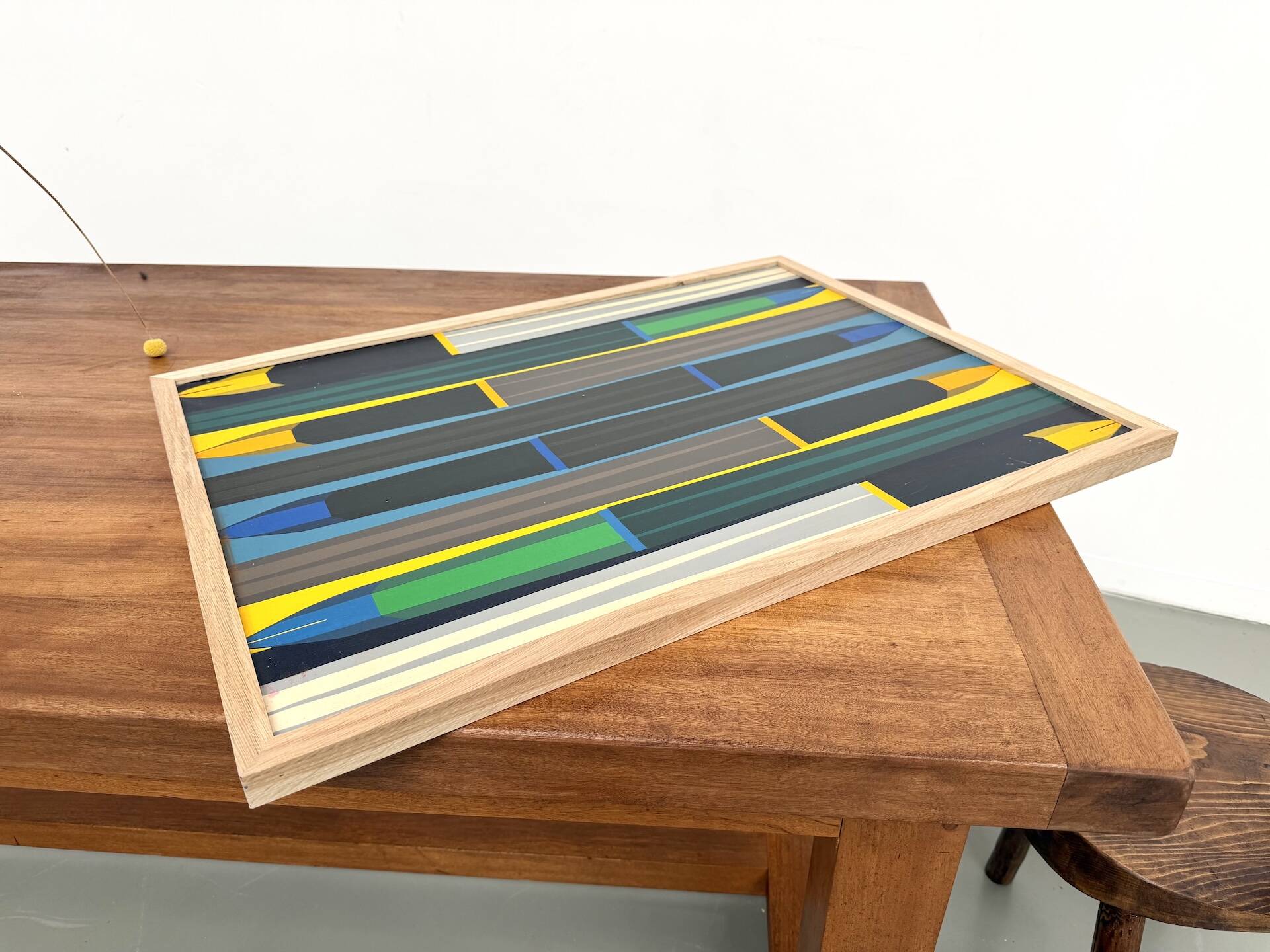 Peinture abstraite géométrique, huile sur toile encadrée chêne, années 1970