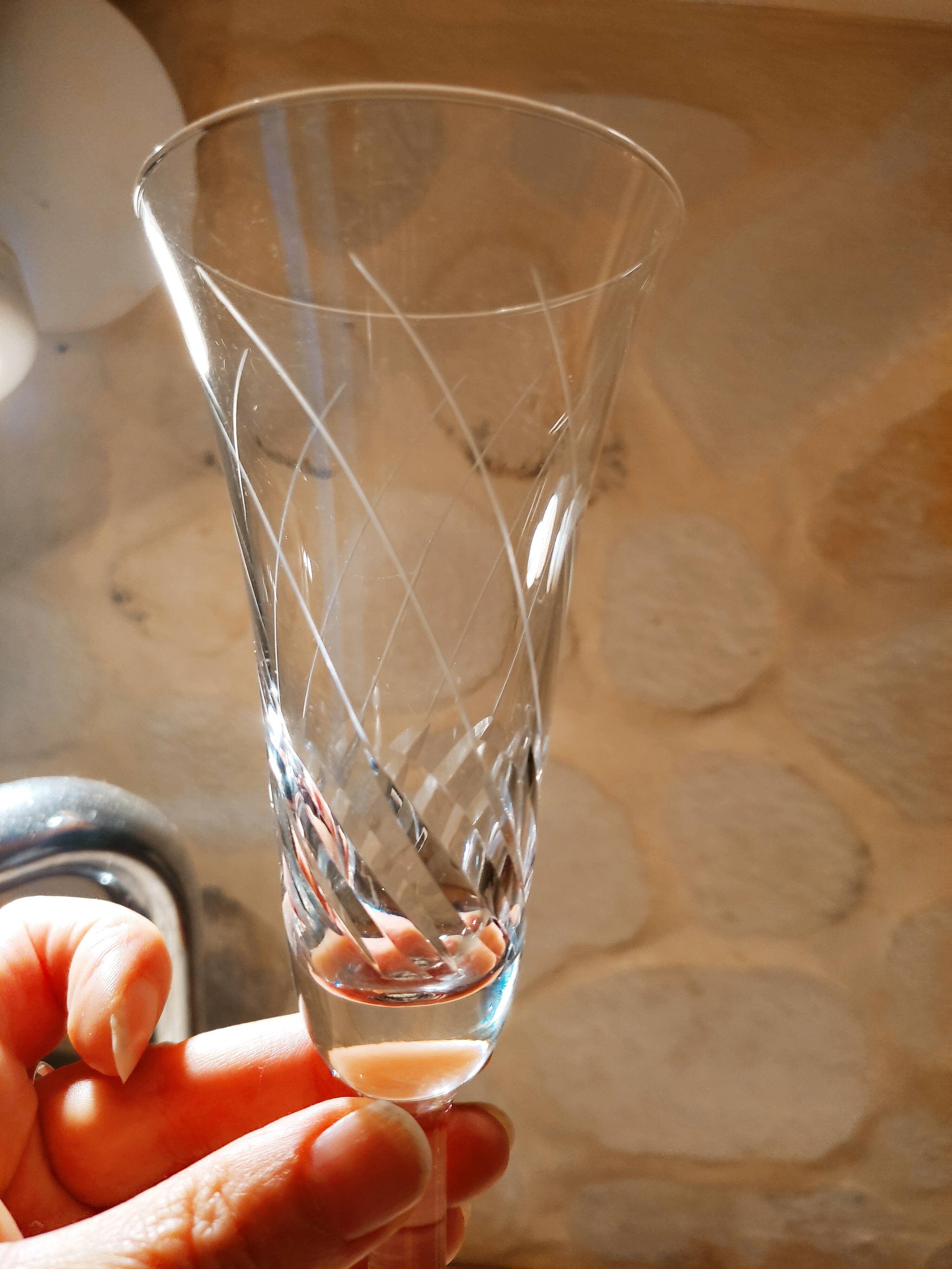 9 crystal champagne flutes