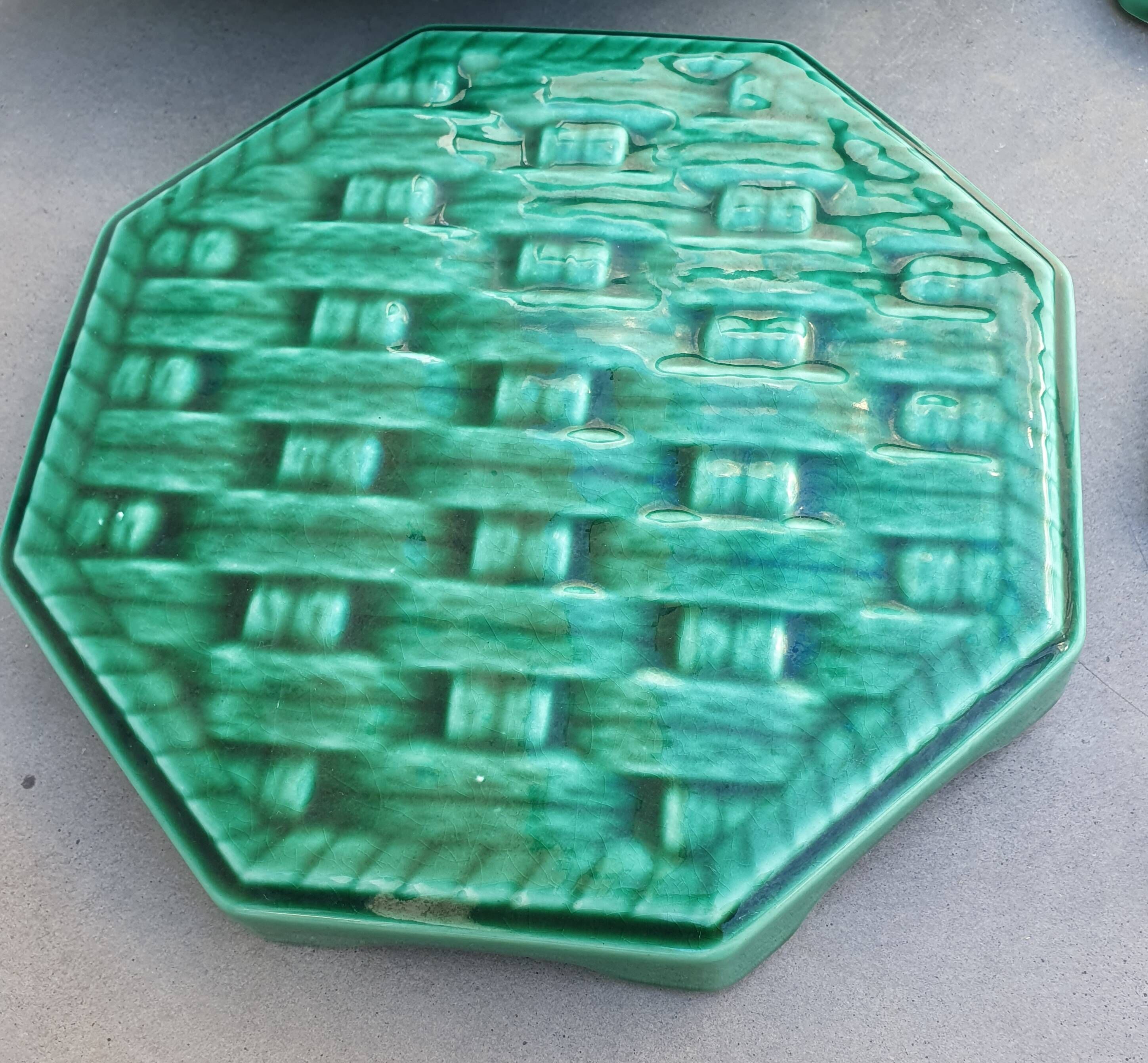 Ceramic dish