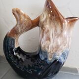 Fish pitcher
