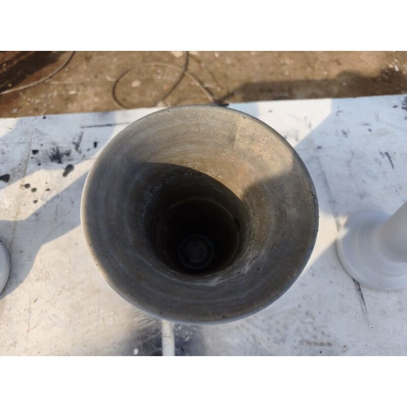 4 aluminium vases