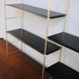 Shelf wall metal string
