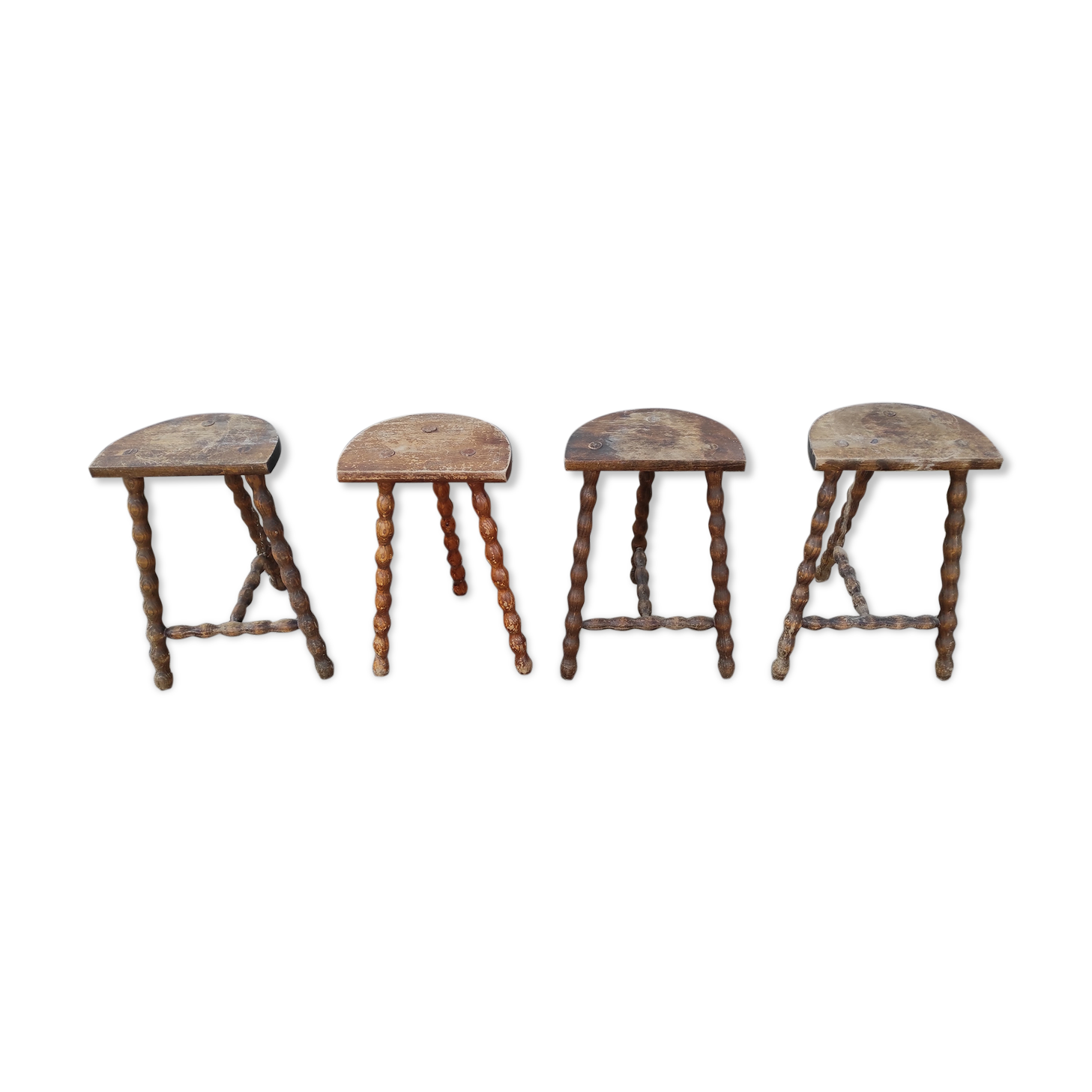 Lot 4 twisted wood tripod stools