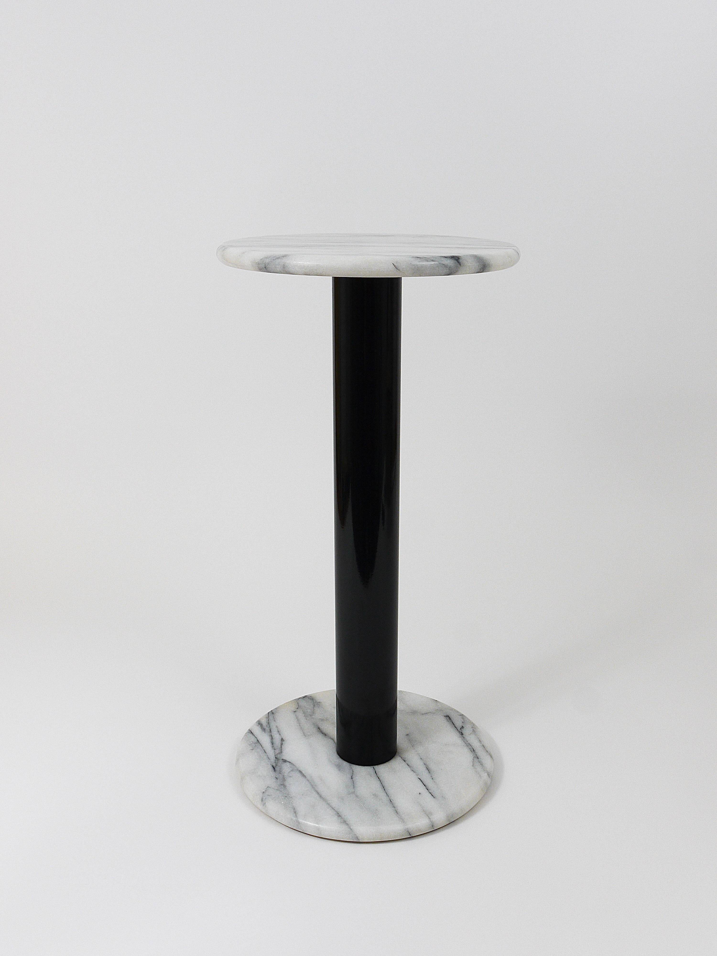 Postmodern pedestal table / plant stand in white Carrara marble, Italy, 1980s