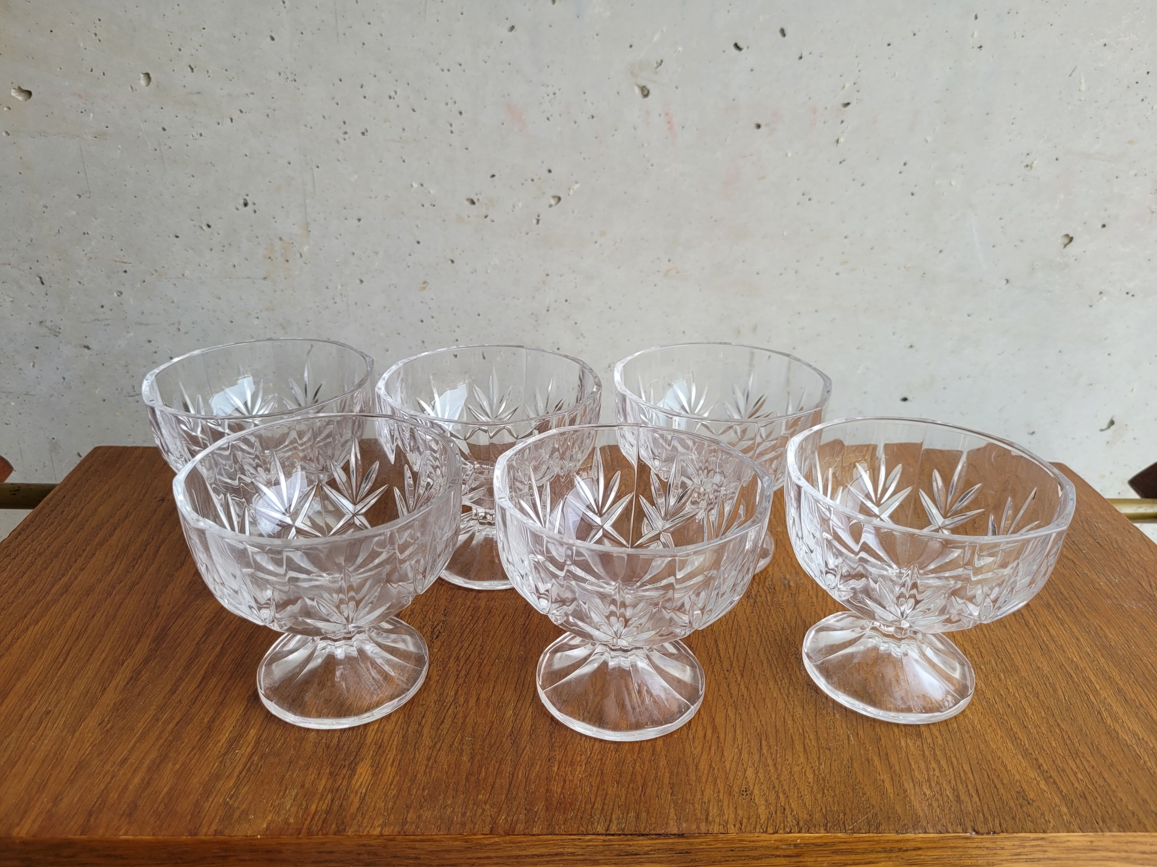 Set of 6 cut glass ice cream cups