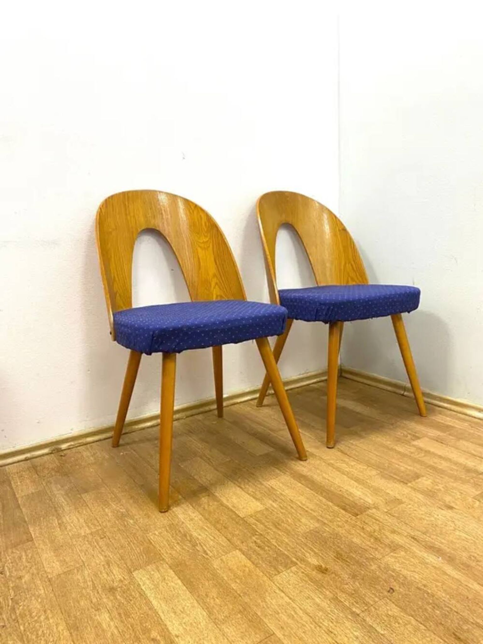 Retro Chair, TON Antonín Šuman, 1960s (Set of 2)