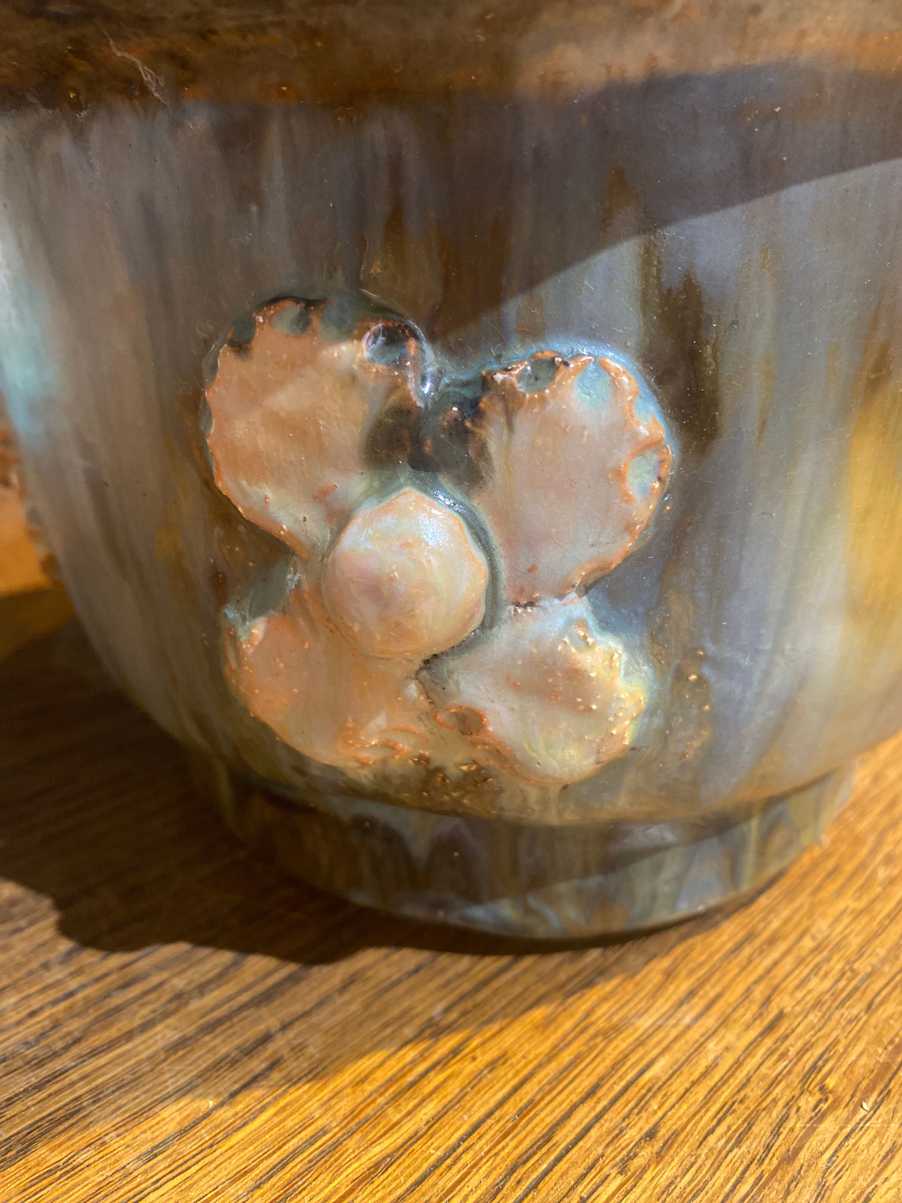 Terracotta pot cache