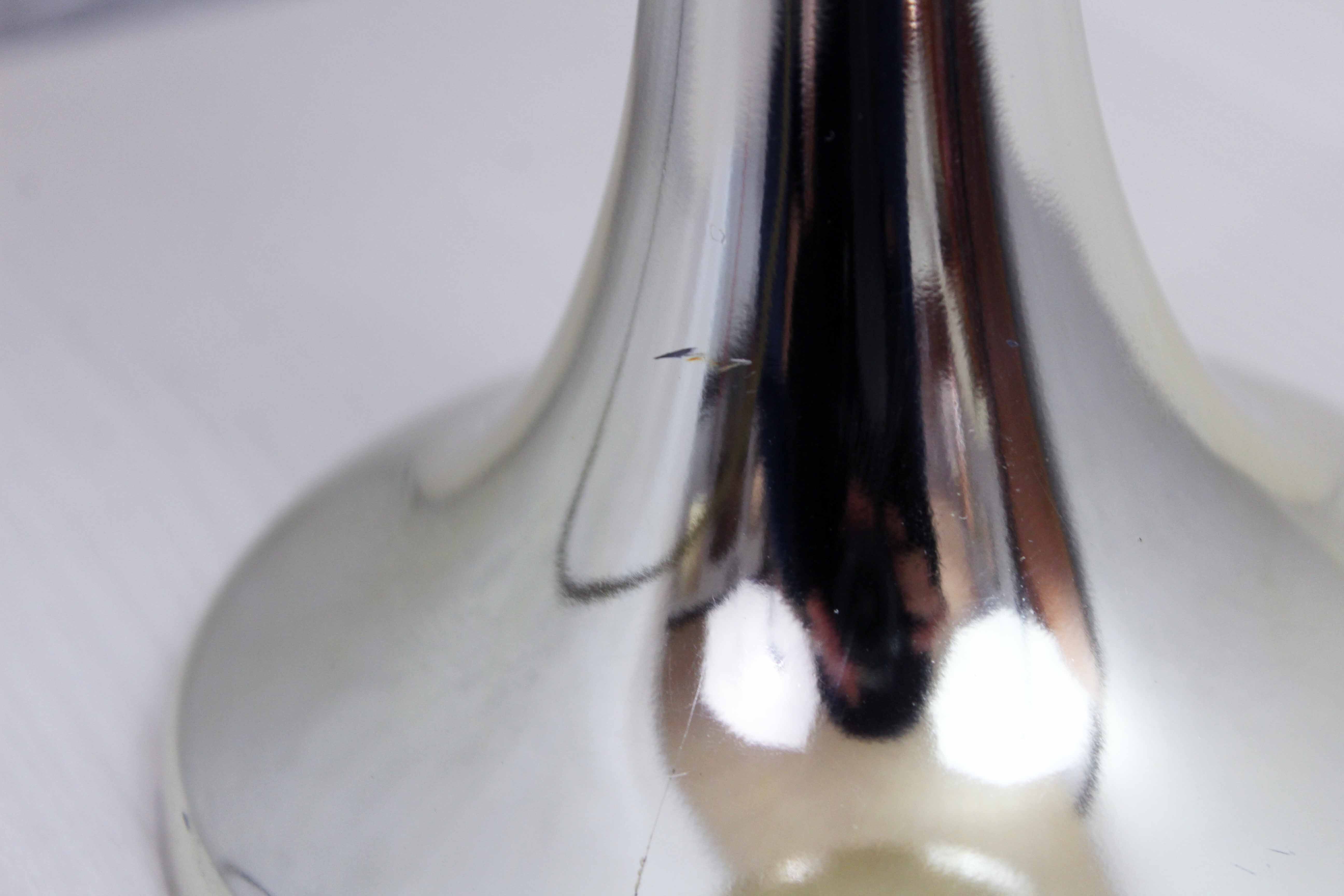 Lampe de table pied tulipe et verre craquelé doré
