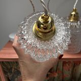 Paire de suspensions vintage en verre ciselé