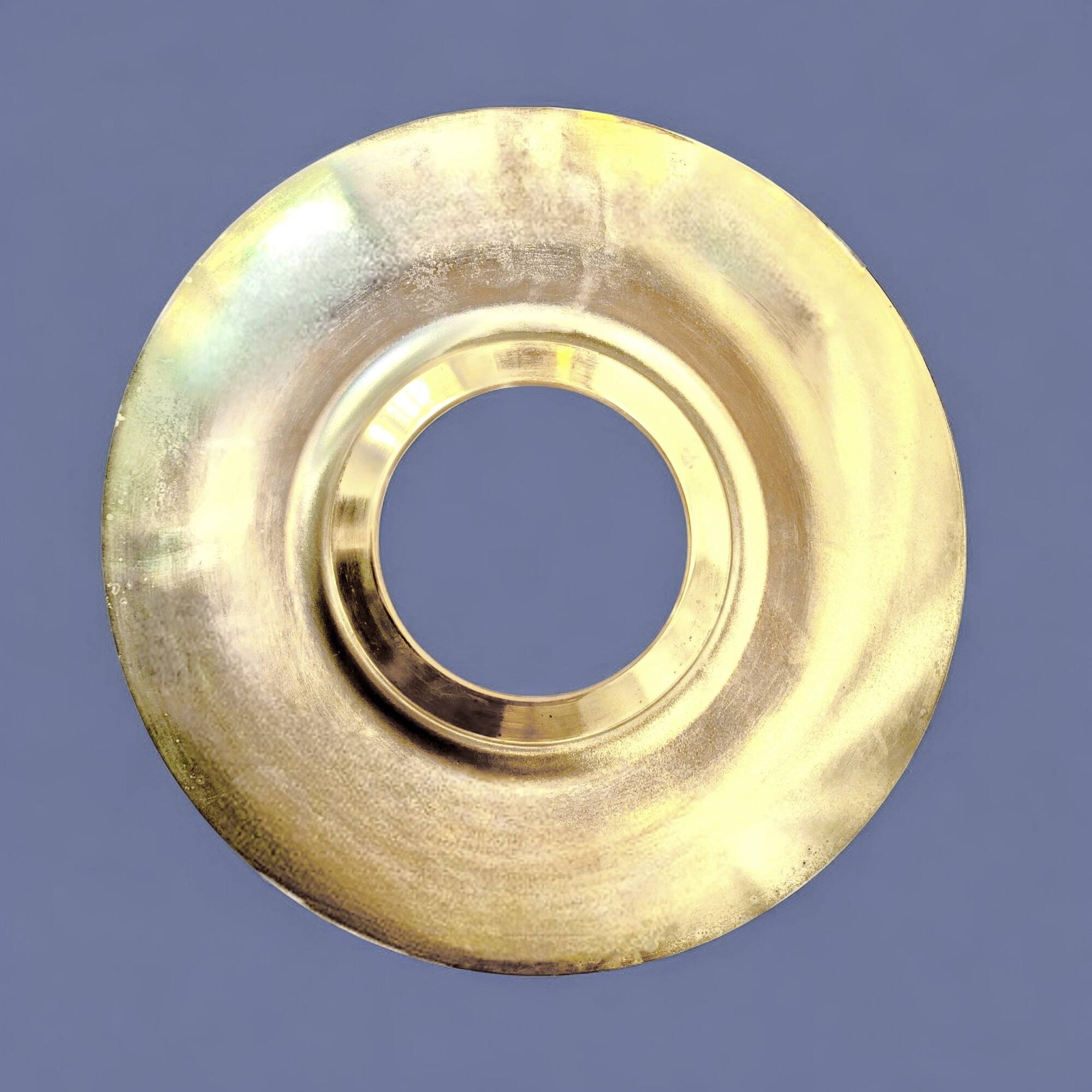 Massive vintage pendant light in gold metal and textured glass -