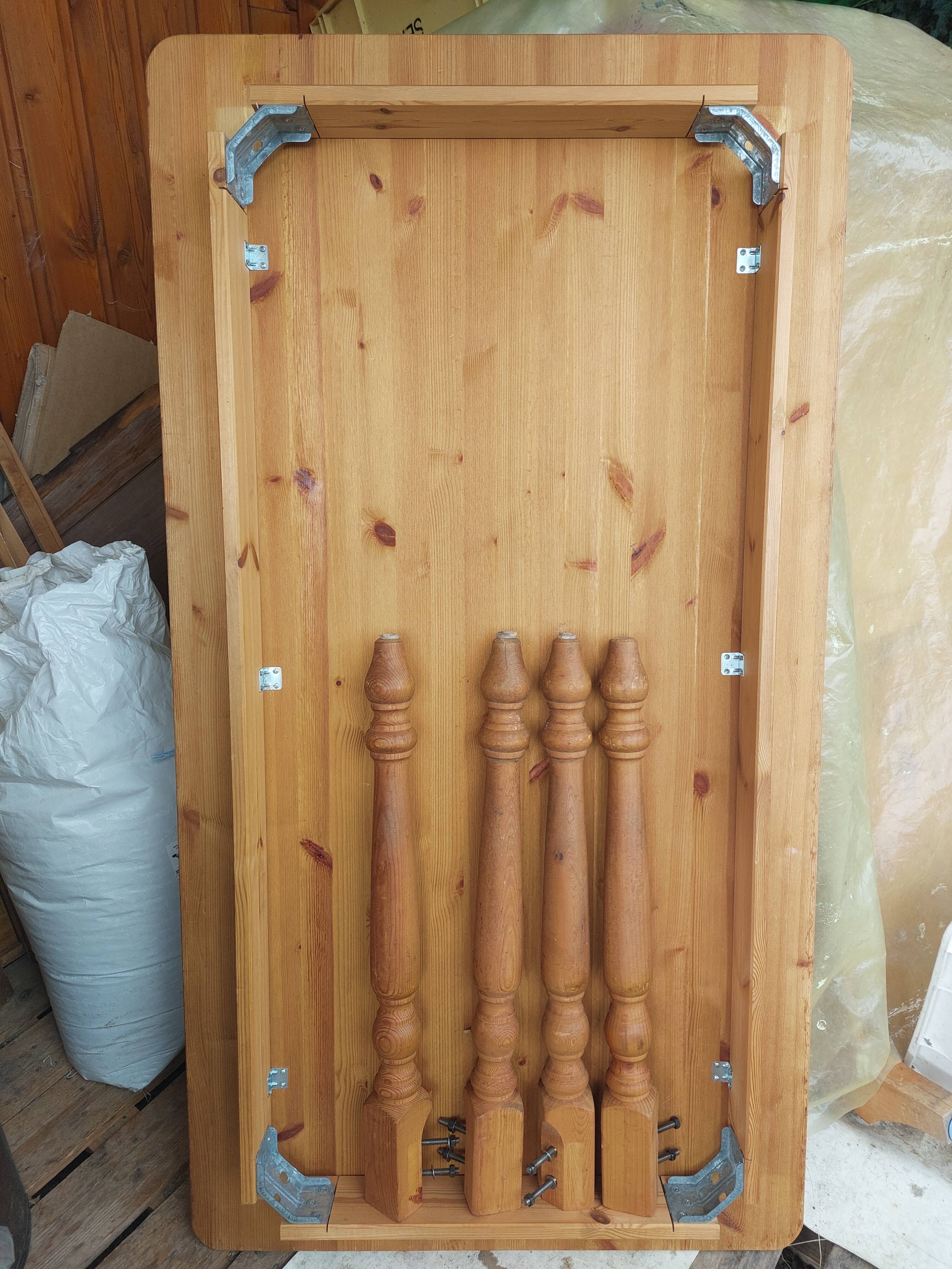 large table or wooden desk, removable legs