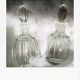 Duo de flacons en verre et cabochon