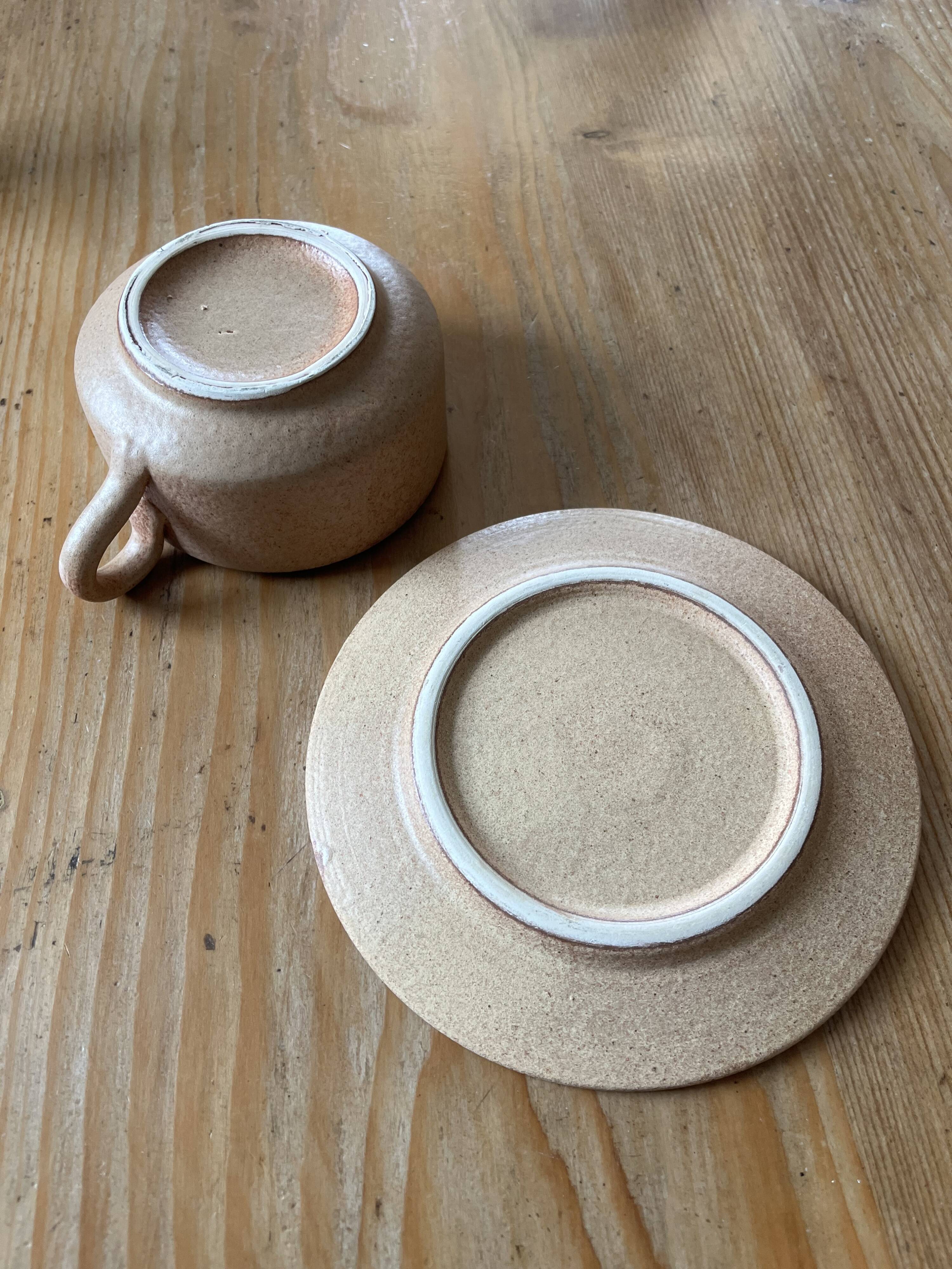 Tasse large en gré + sous tasse