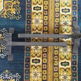 Paire de chenets anciens landiers en fer forgé estampillés