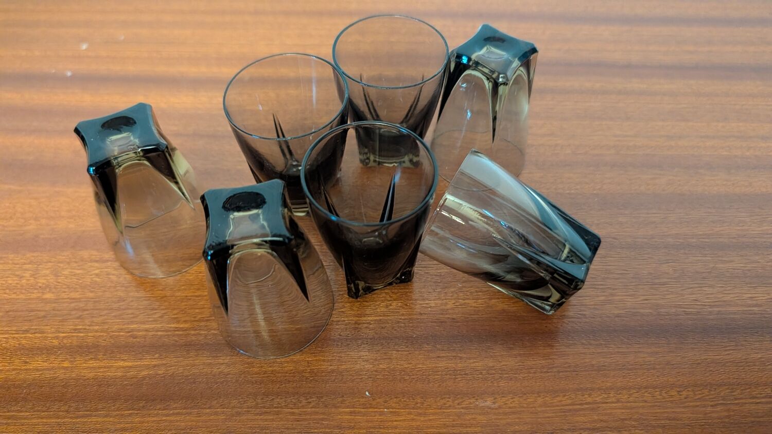 smoked digestif glasses 1970s square base