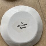 6 small ceramic plates