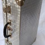 Corked aluminum suitcase