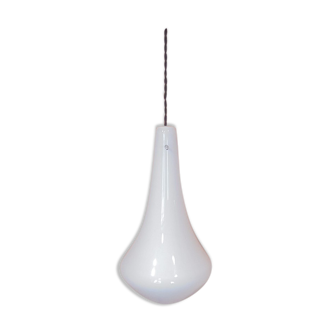 White opaline suspension