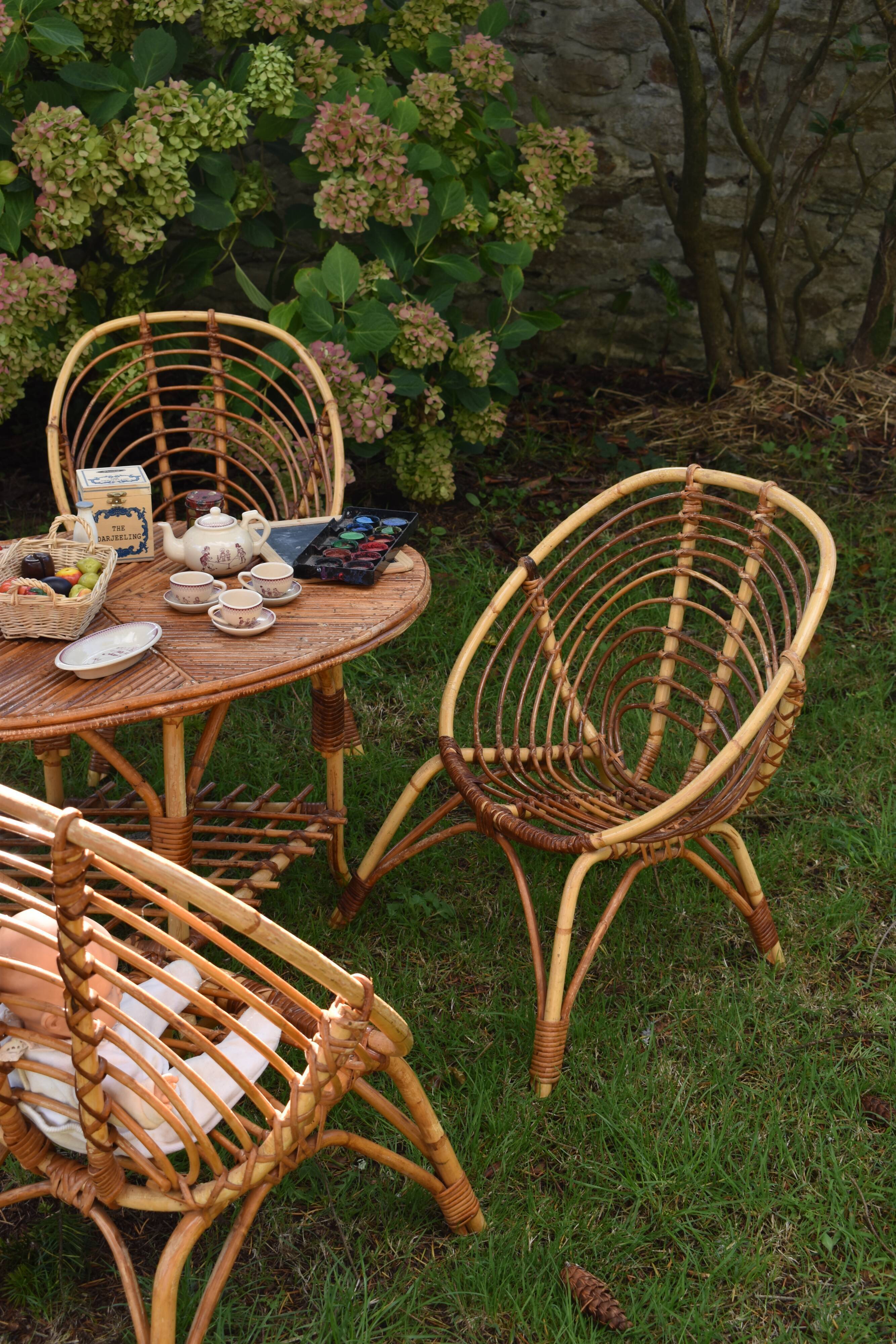 Vintage rattan living room for children 70s