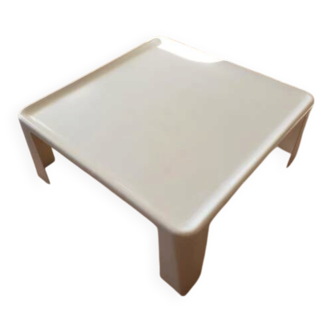 Table lower amanta