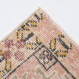 Turkish Red Cream Classic Pattern Vintage Rug, 127x215Cm