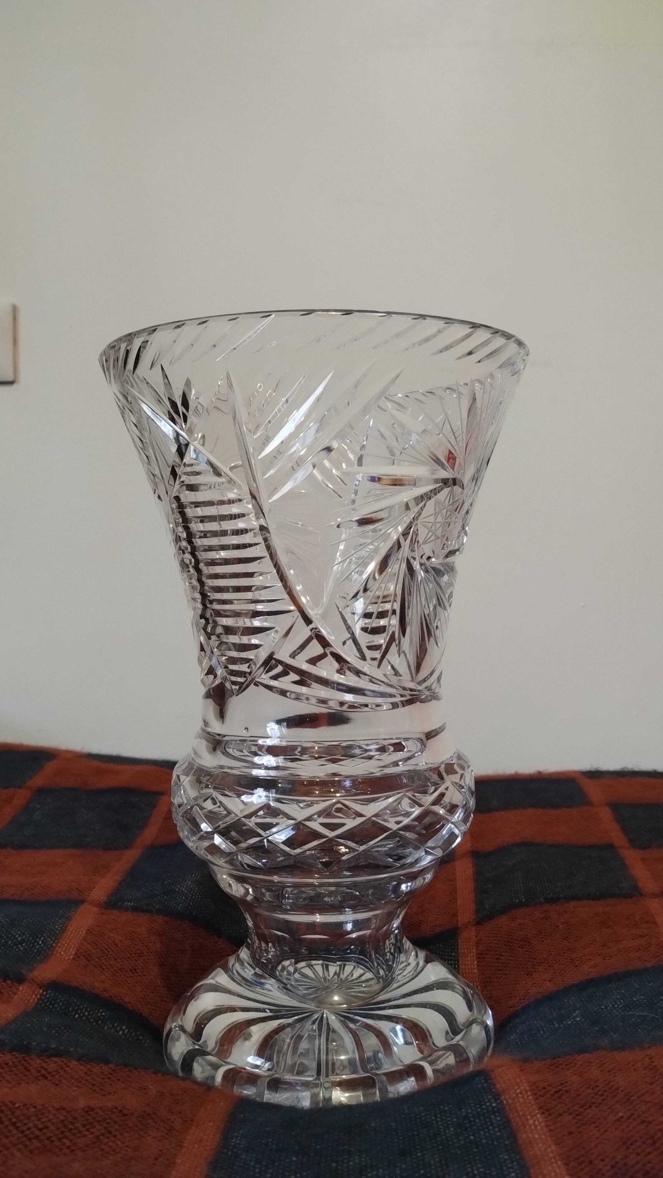 Medici vase in cut crystal