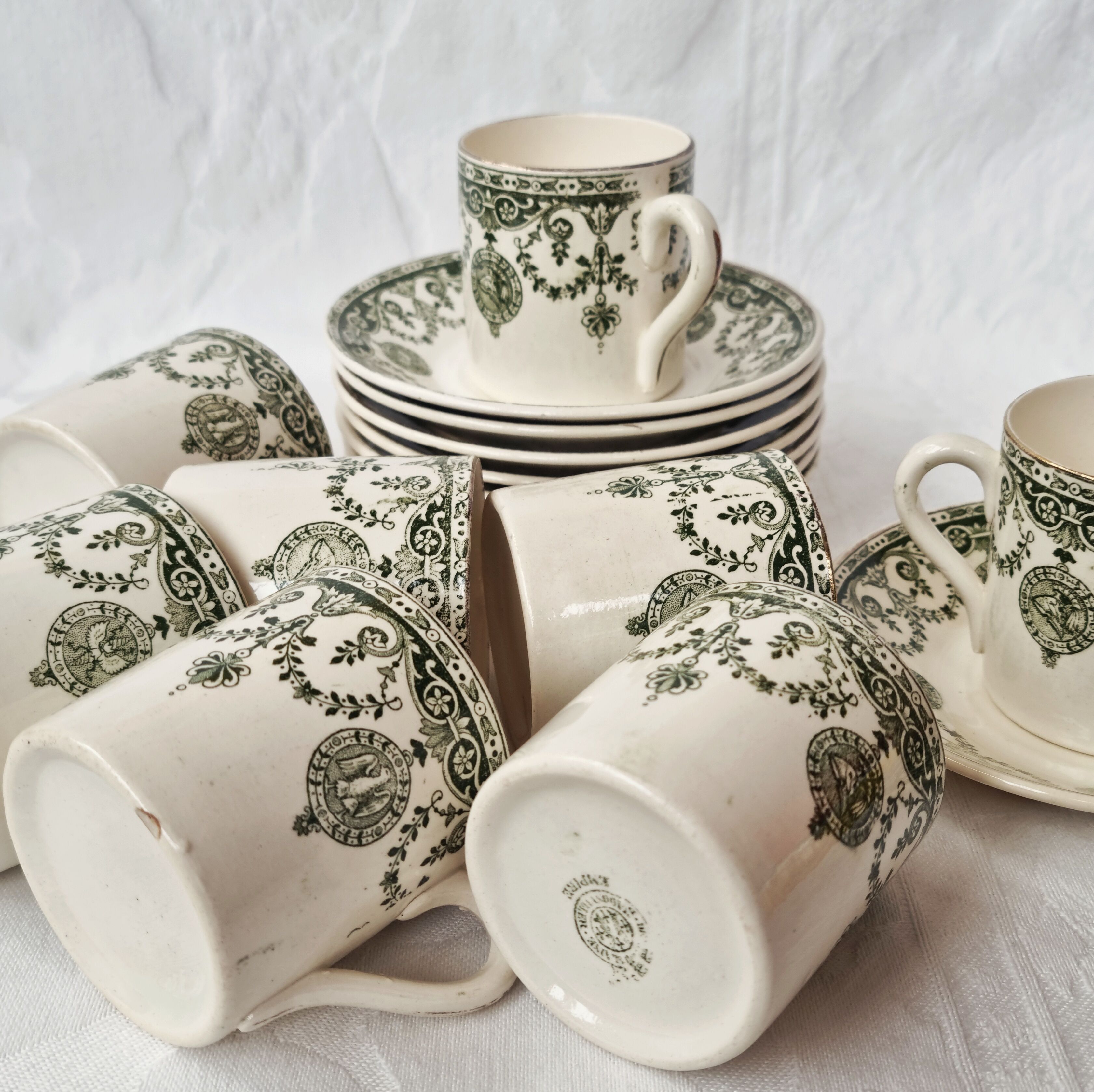Set of 8 cups Empire de Badonviller