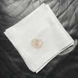 set of 4 new embroidered towels