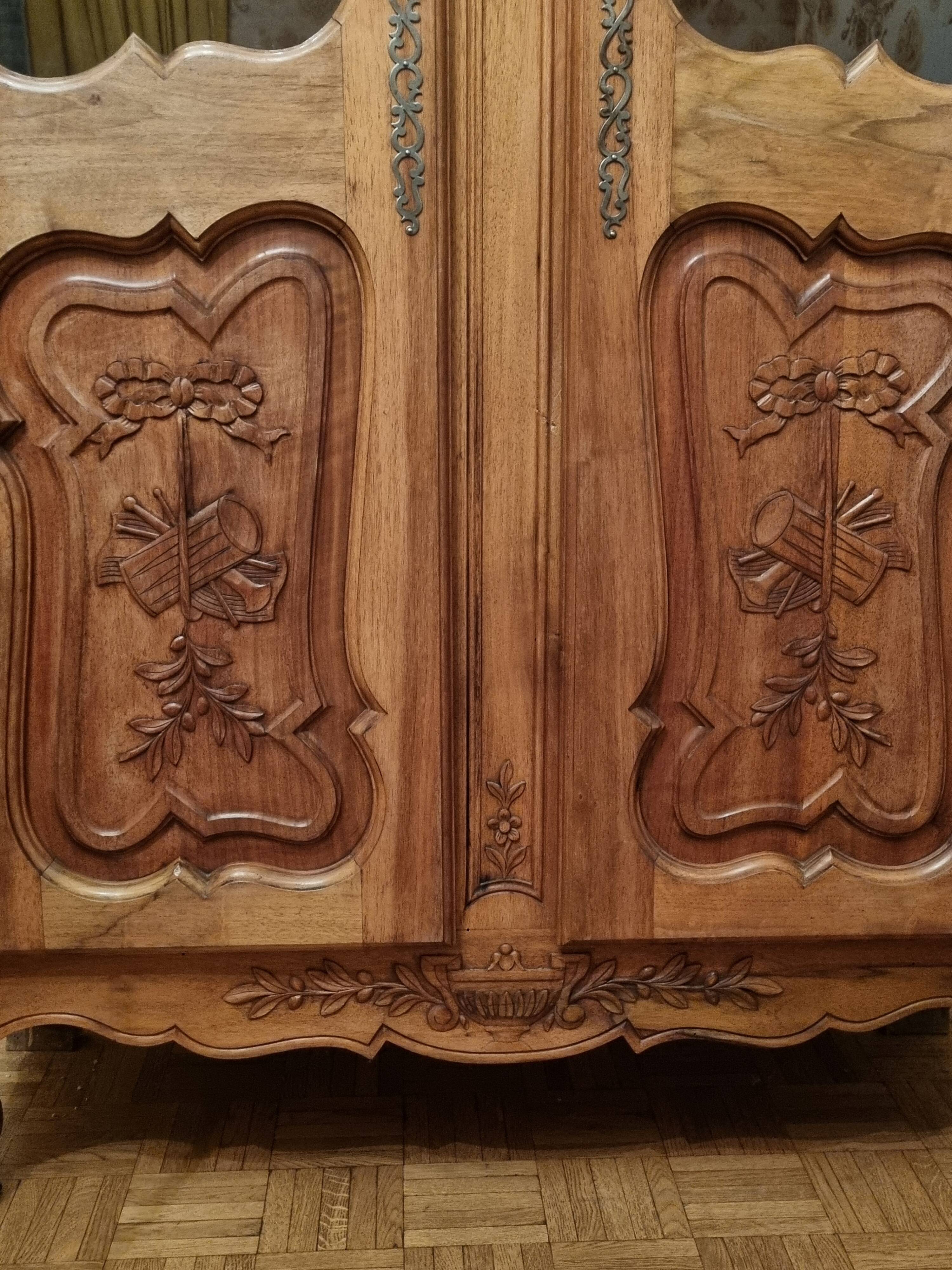 Small Provençal library