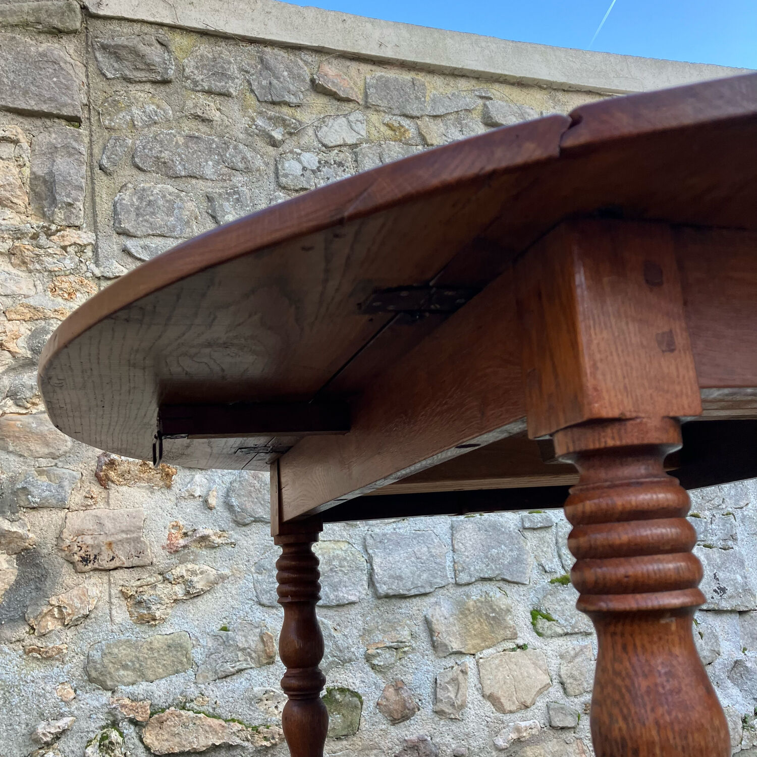 Table Louis Philippe à rabats et  rallonge