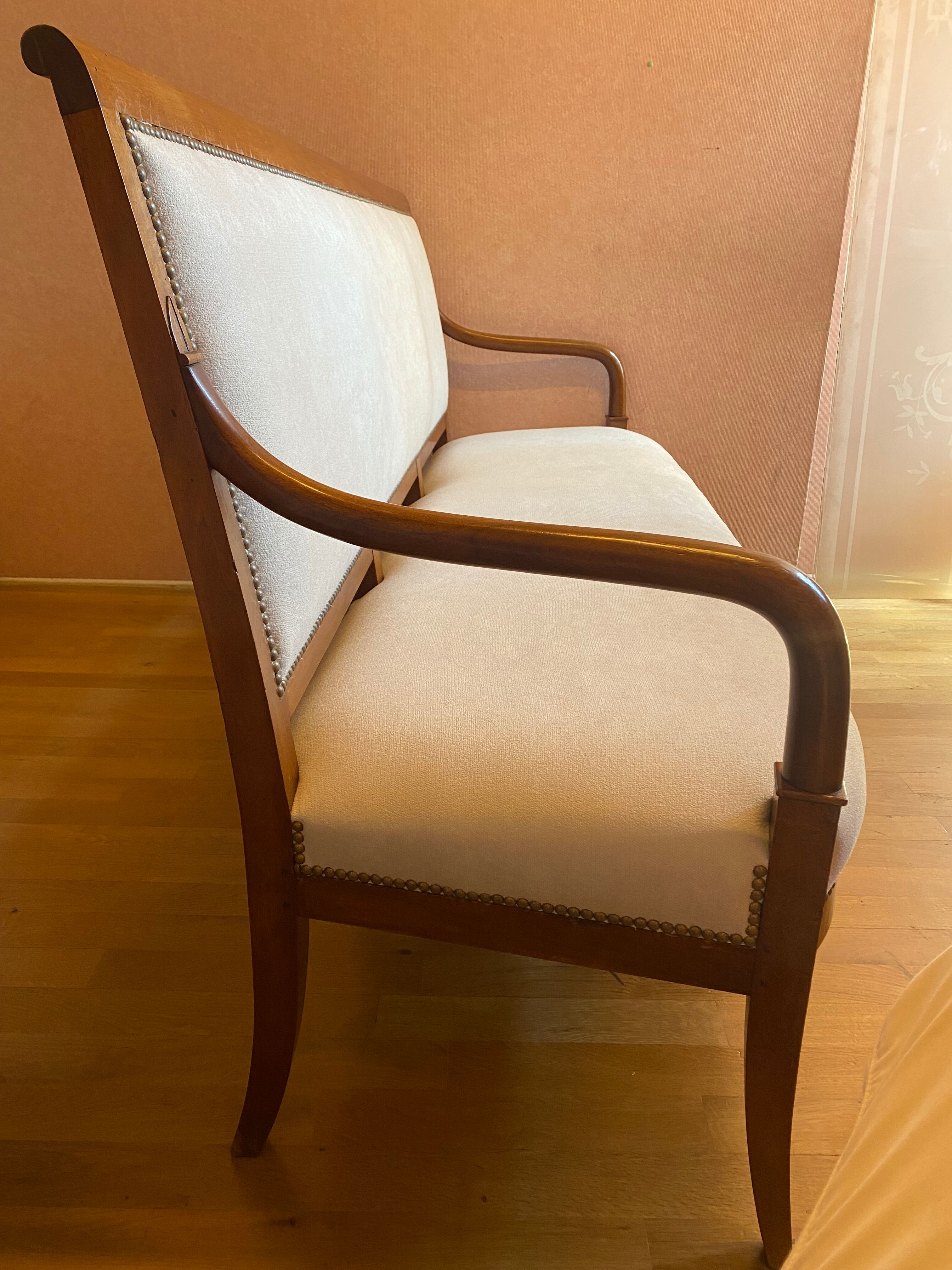 Walnut bench, from the restoration period, covered in white.
