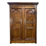 18th century walnut castle wardrobe - fully removable