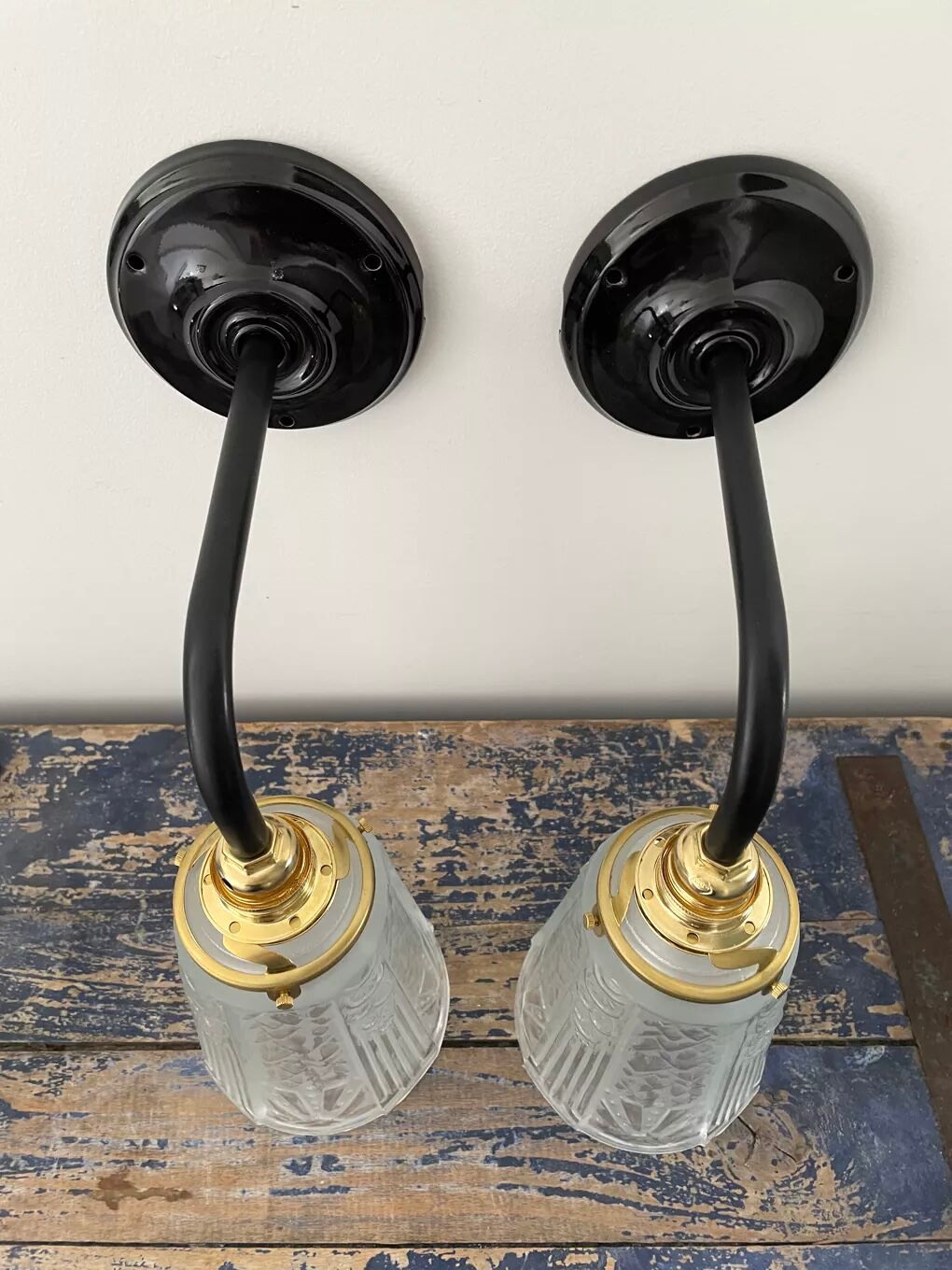 Set of two Art Deco wall lamps