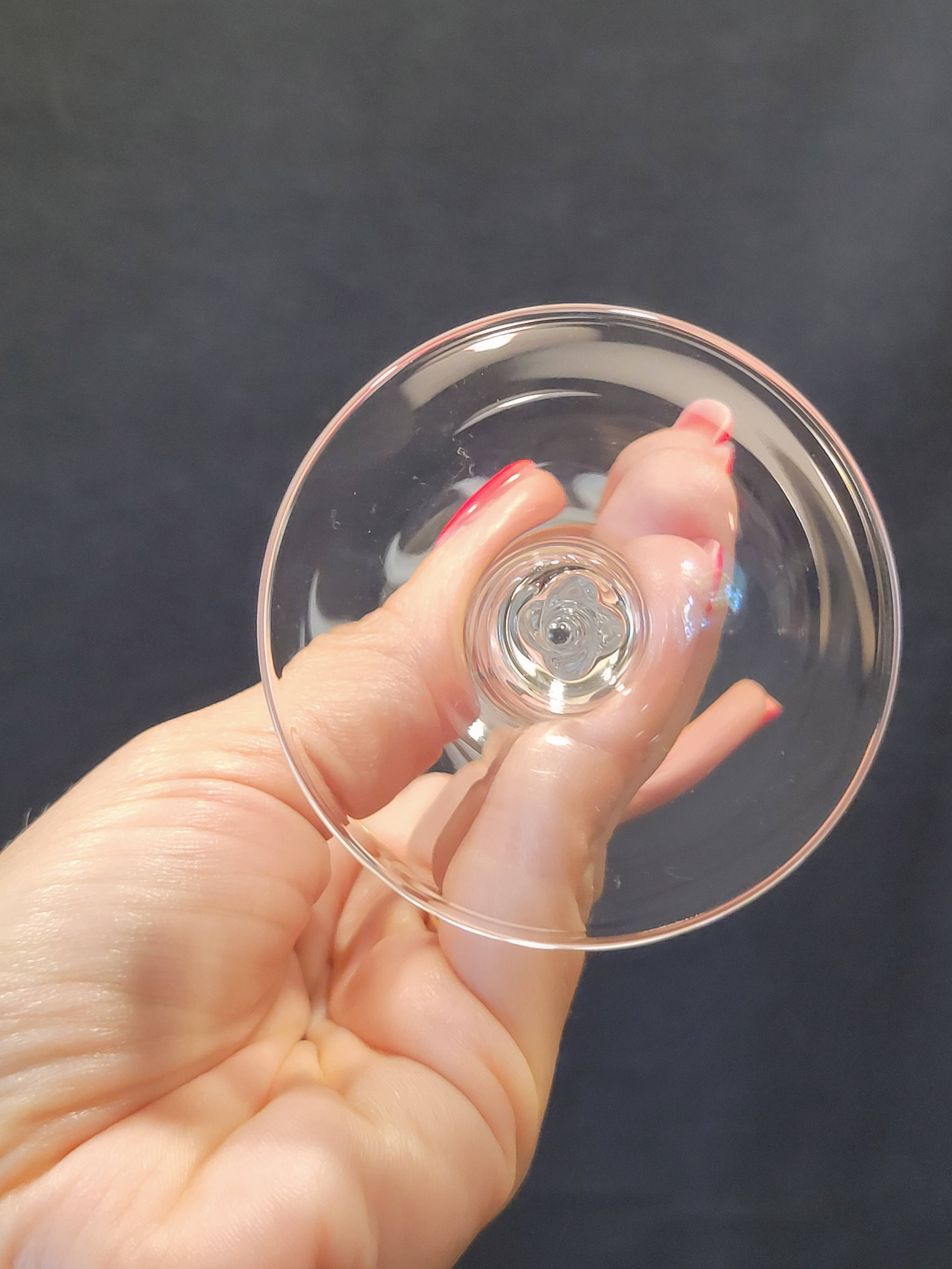 10 Arques Crystal Champagne Flutes, Fleury Cut Flamépis Pattern