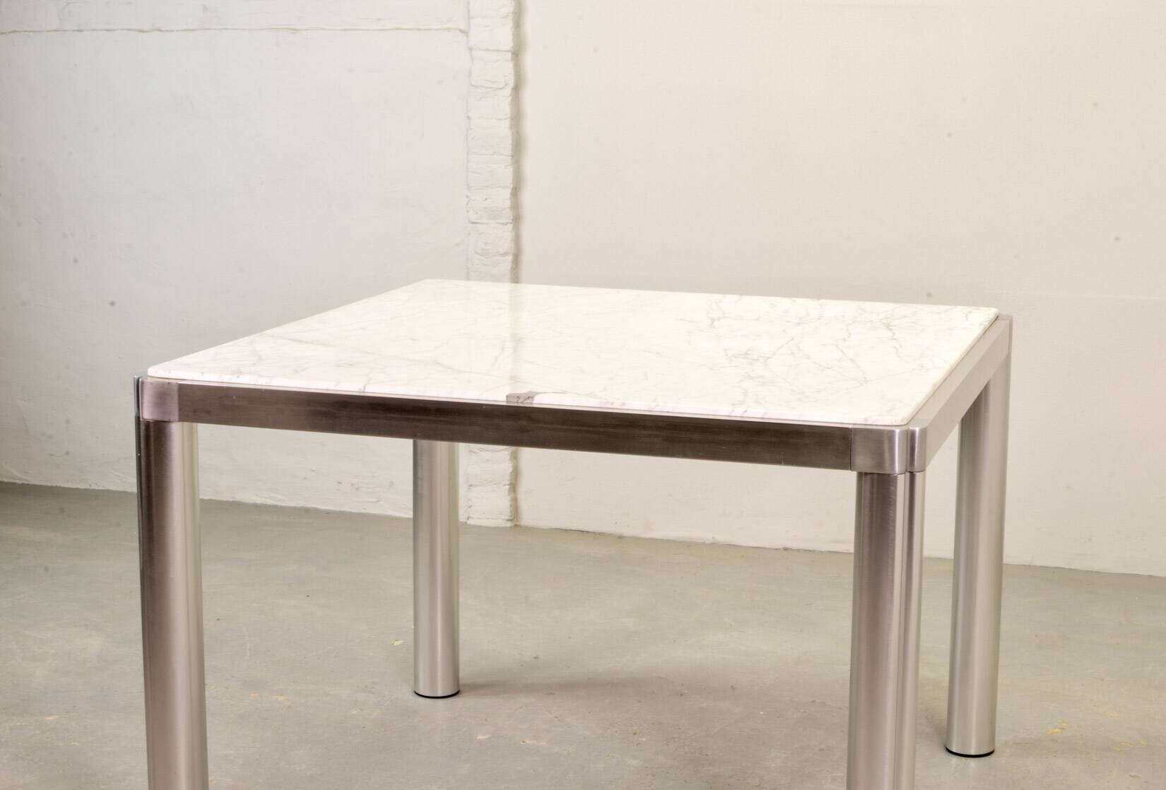 Artifort Dutch Design White Marble & Aluminium Dining Table by Kho Liang