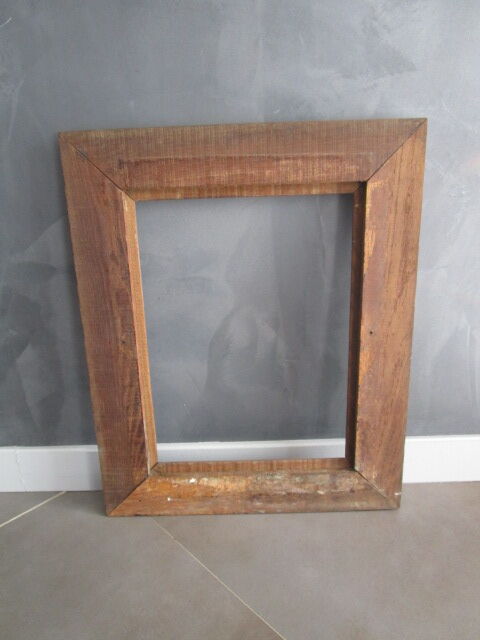 Frame with old oak knots