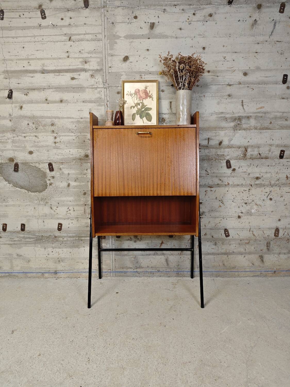 Secretary from the 50s/60s