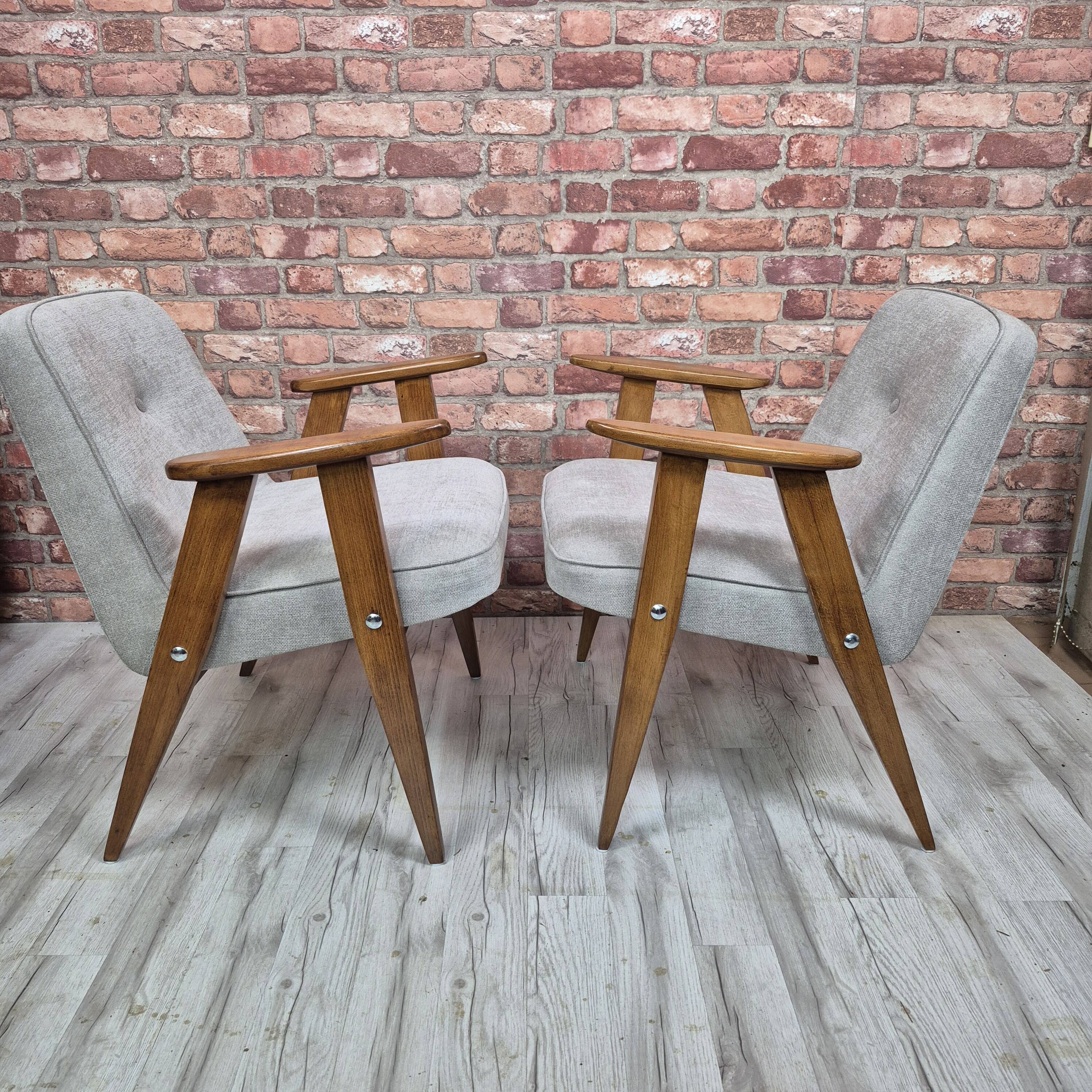 Pair of Restored Mid-Century Armchairs Type 366 by Chierowski - 1960s