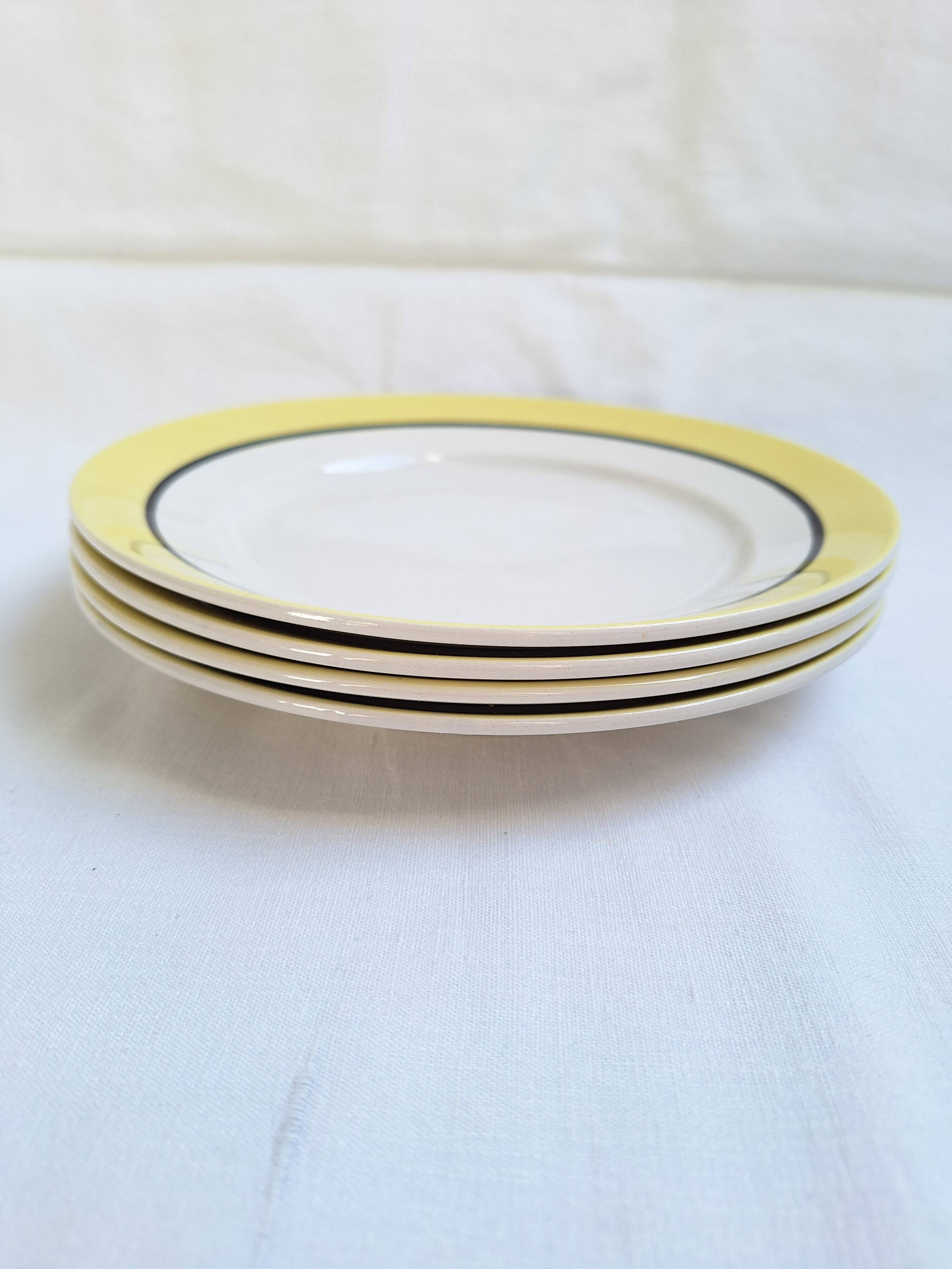 Yellow flat plates Badonviller