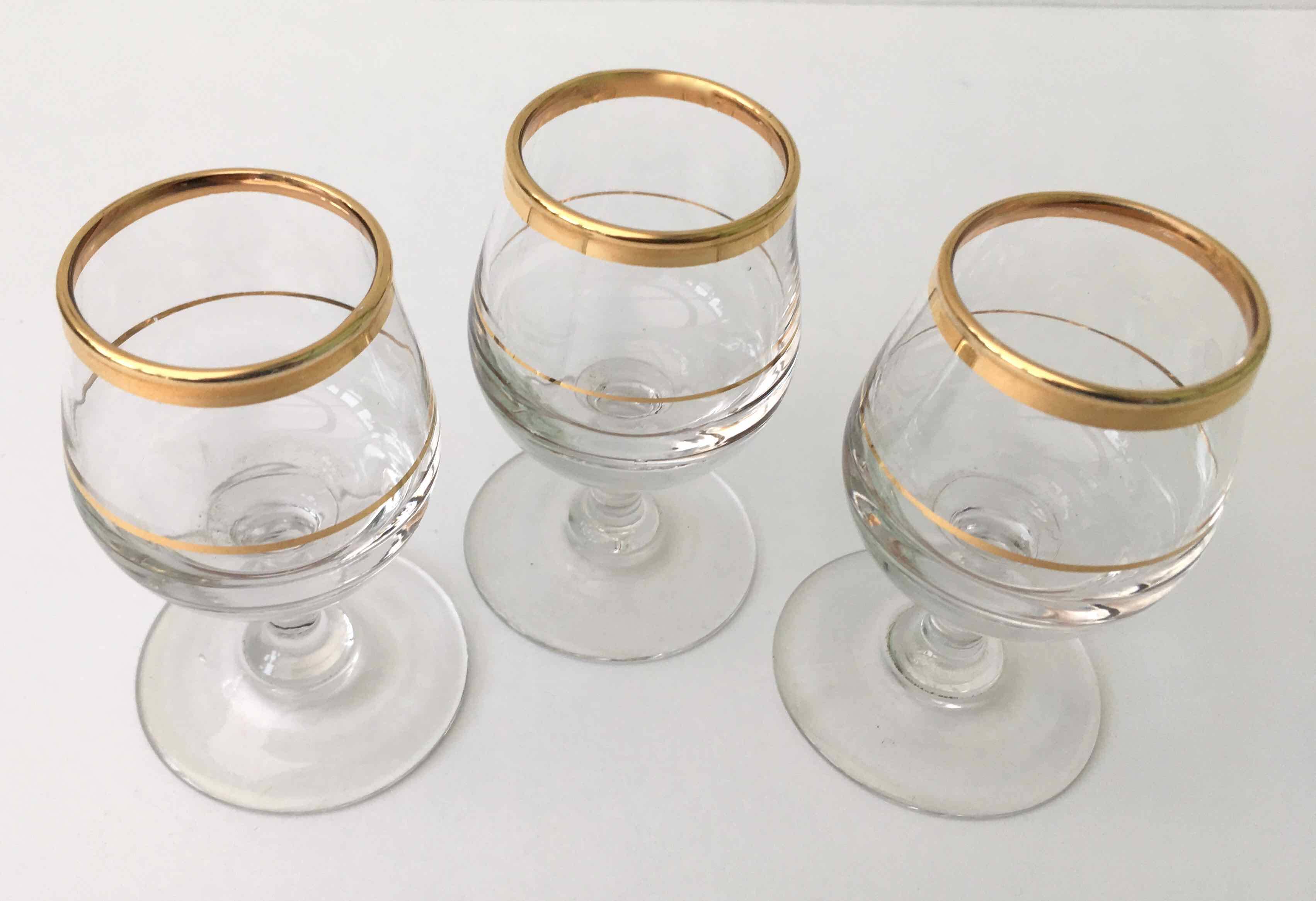 Set of 10 vintage alcohol glasses