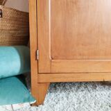 Parisian wardrobe goody feet compass 50s