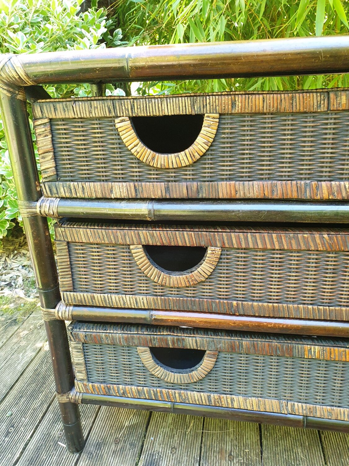 Commode en bambou et rotin