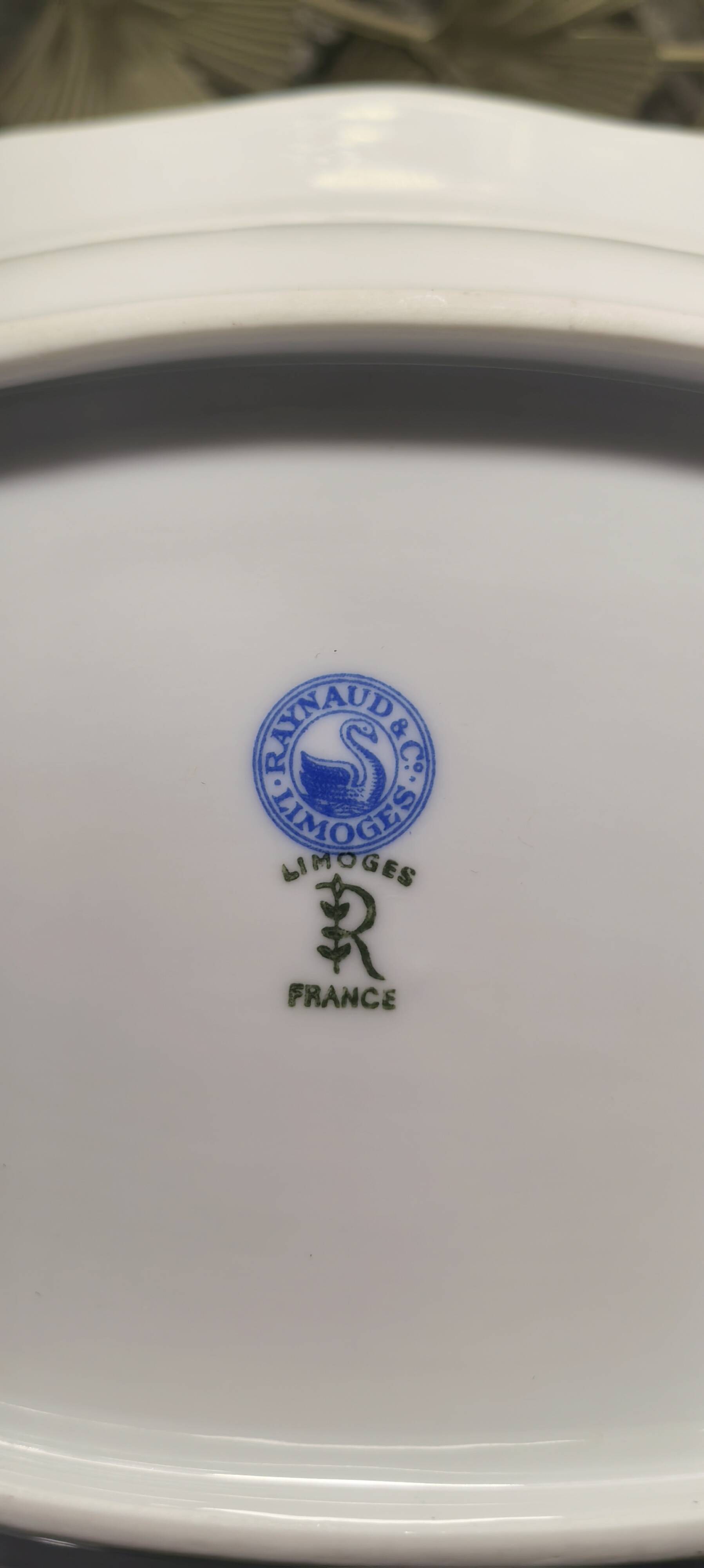 Raynaud limoges, vegetable dish 25 cm